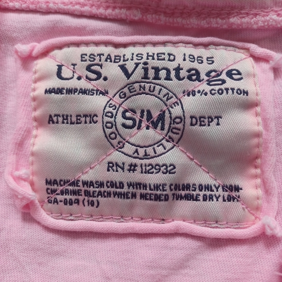 👕 2/$20U.S. Vintage Tee - Picture 3 of 6